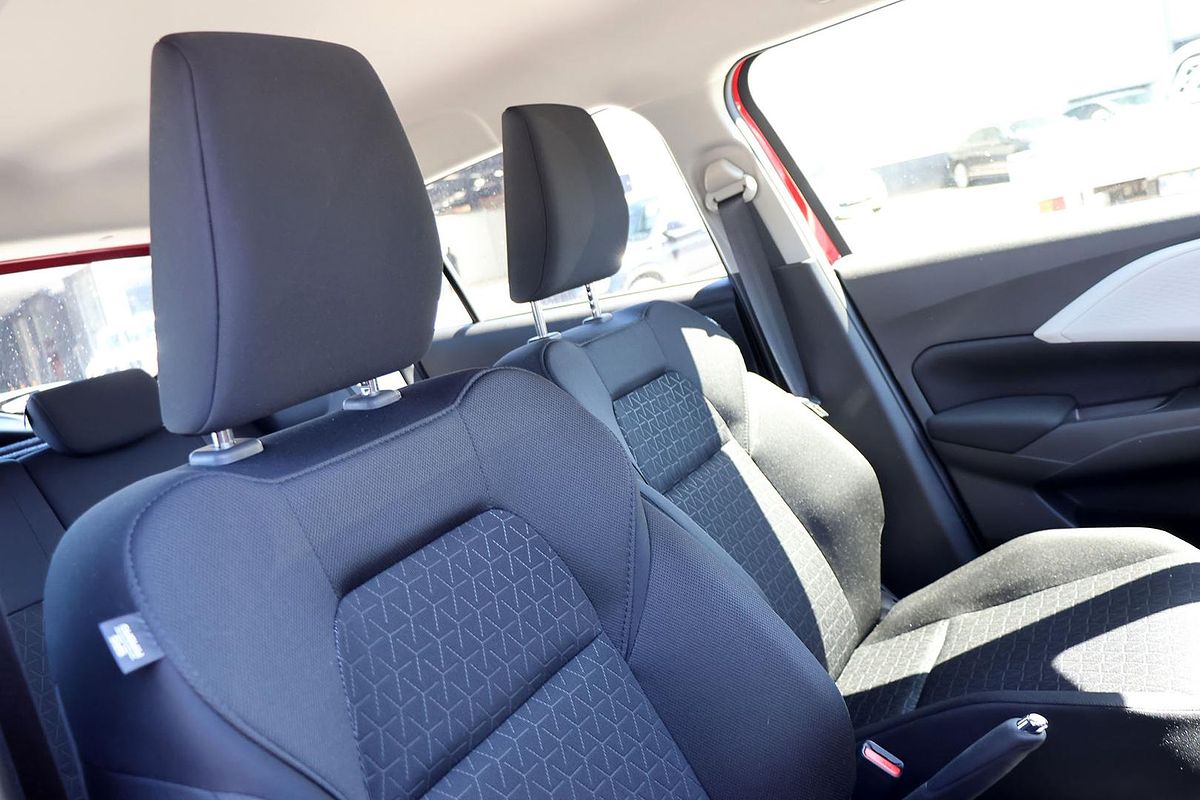 2024 Suzuki Swift Hybrid UZ