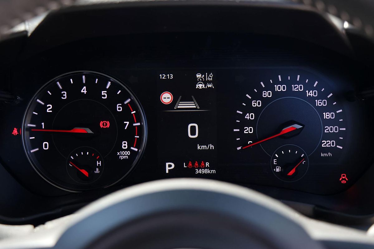 2024 Suzuki Swift Hybrid Plus UZ