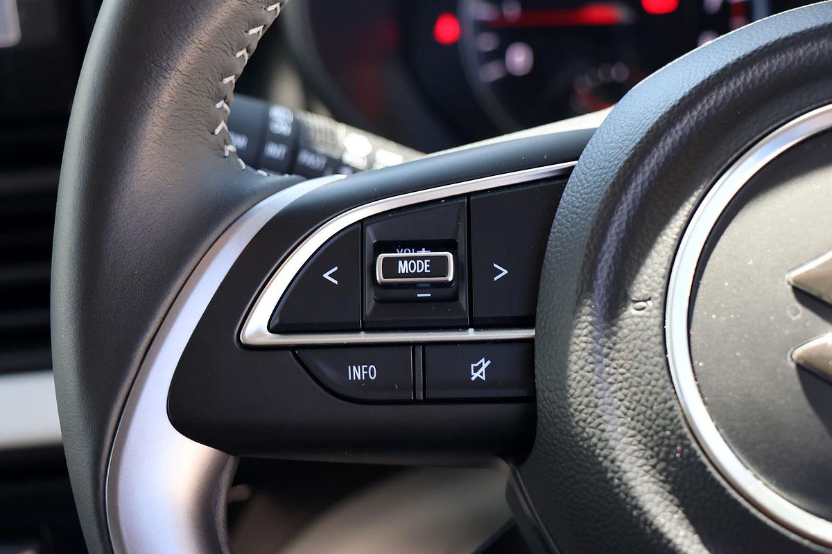 2024 Suzuki Swift Hybrid Plus UZ