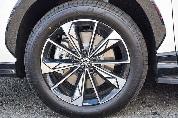 2025 MG HS Super Hybrid Essence AS33P