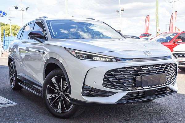 2025 MG HS Super Hybrid Essence AS33P