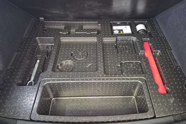 2025 MG HS Super Hybrid Essence AS33P