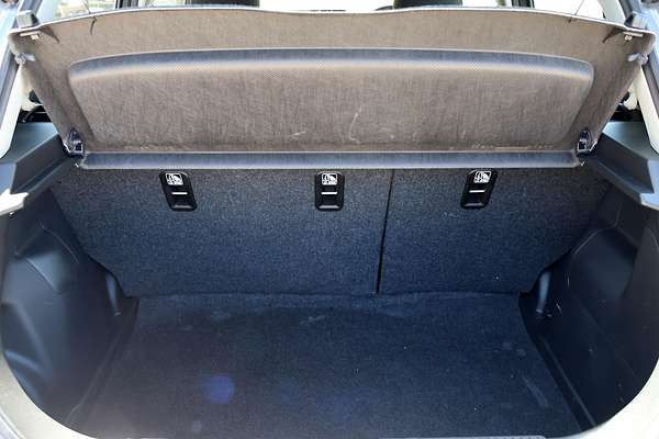 2024 Suzuki Swift Hybrid UZ