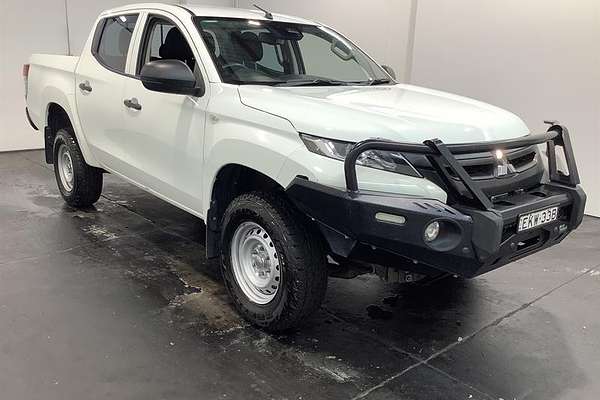 2019 Mitsubishi Triton GLX ADAS MR 4X4