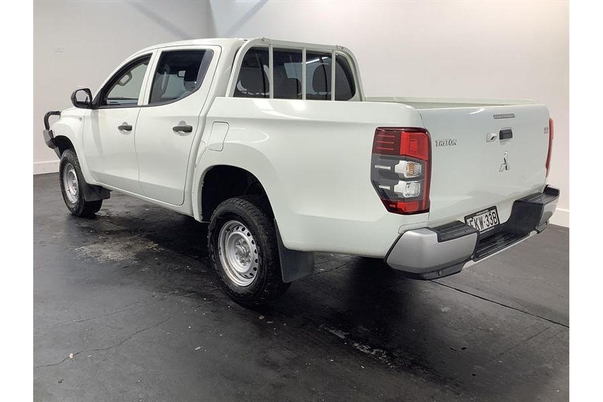 2019 Mitsubishi Triton GLX ADAS MR 4X4