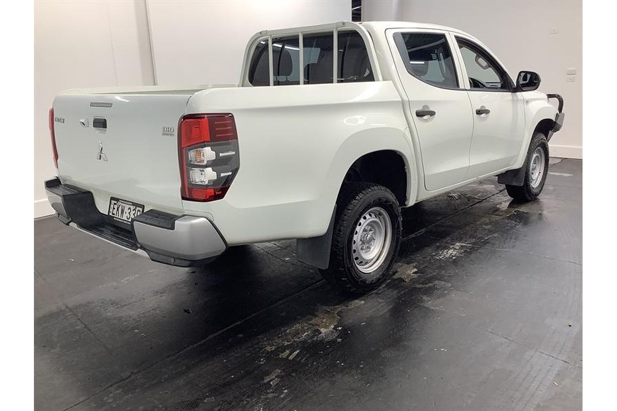 2019 Mitsubishi Triton GLX ADAS MR 4X4