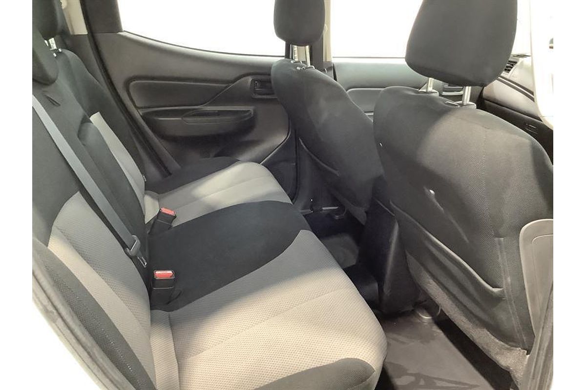 2019 Mitsubishi Triton GLX ADAS MR 4X4