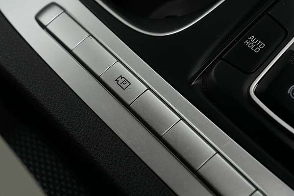 2022 Kia Carnival S KA4