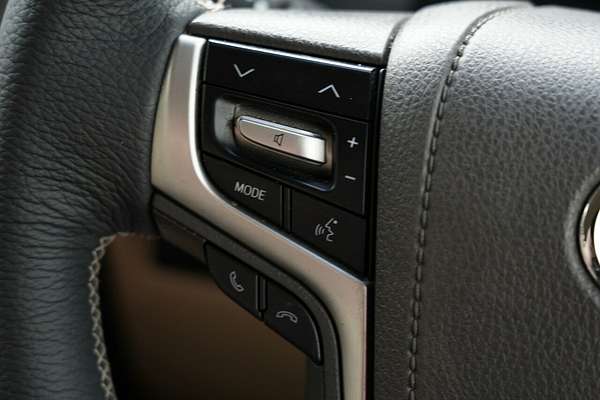 2017 Toyota Landcruiser Prado VX GDJ150R