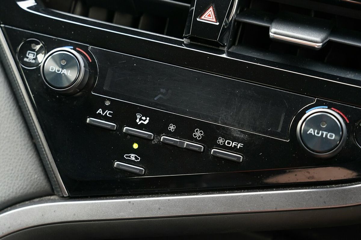 2023 Toyota Camry Ascent AXVH70R