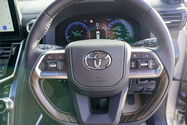 2025 Toyota Landcruiser VX FJA300R