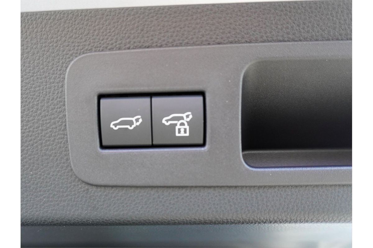 2025 Toyota Landcruiser VX FJA300R