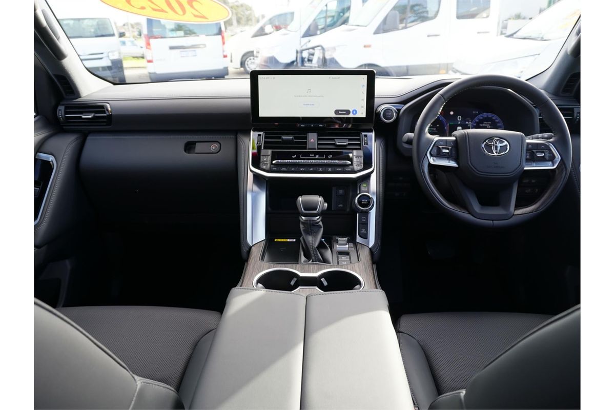 2025 Toyota Landcruiser VX FJA300R
