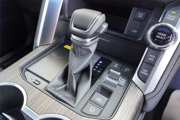 2025 Toyota Landcruiser VX FJA300R