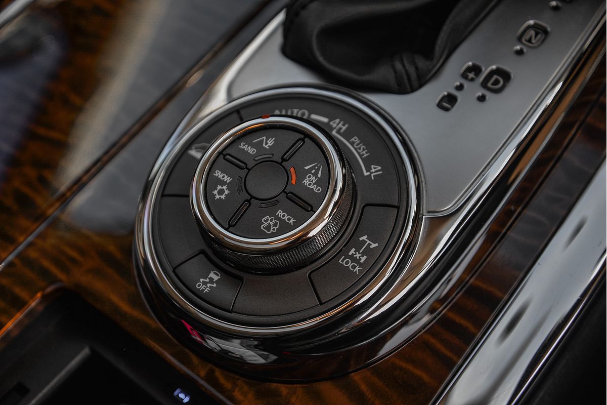 2024 Nissan Patrol Ti-L Y62