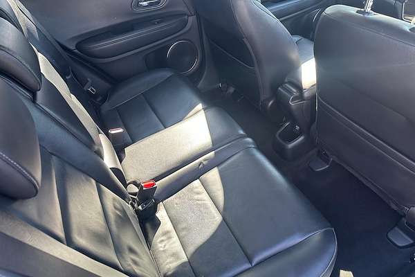 2016 Honda HR-V VTi-L