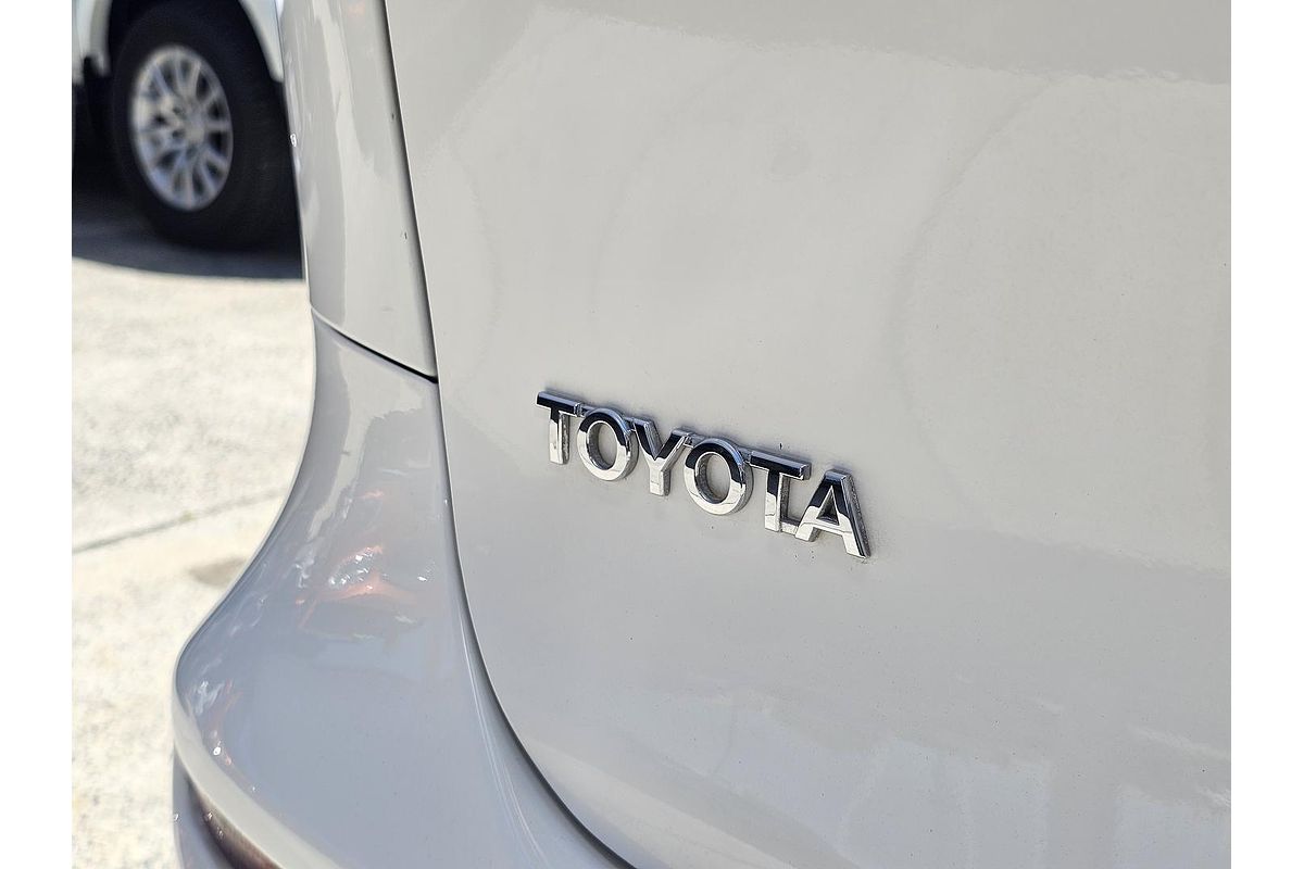 2010 Toyota Tarago GLi ACR50R