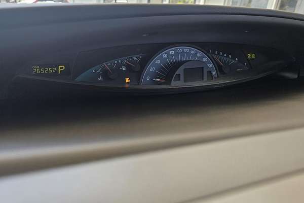 2010 Toyota Tarago GLi ACR50R