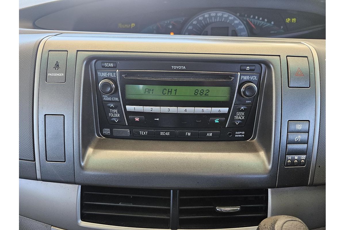 2010 Toyota Tarago GLi ACR50R