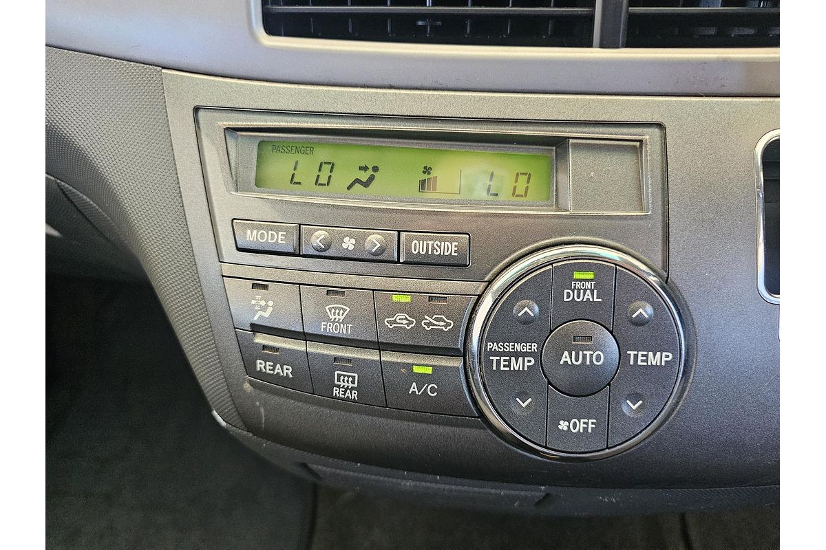 2010 Toyota Tarago GLi ACR50R