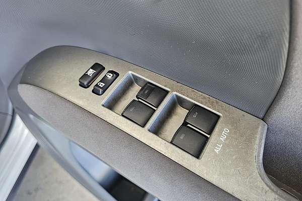 2010 Toyota Tarago GLi ACR50R