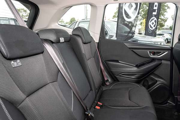 2023 Subaru Forester 2.5i S5