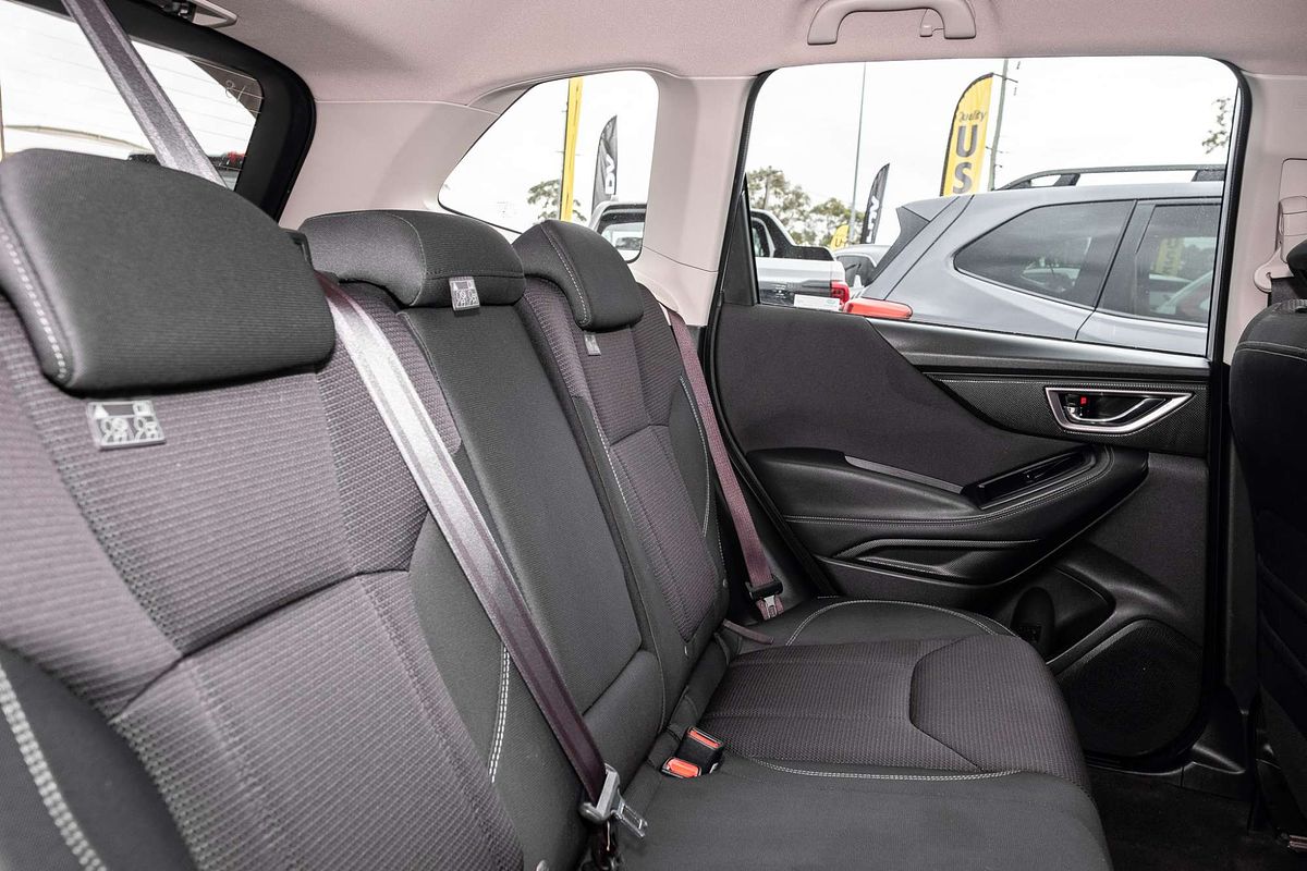 2023 Subaru Forester 2.5i S5