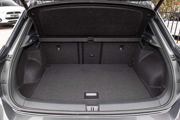 2023 Volkswagen T-Roc R D11