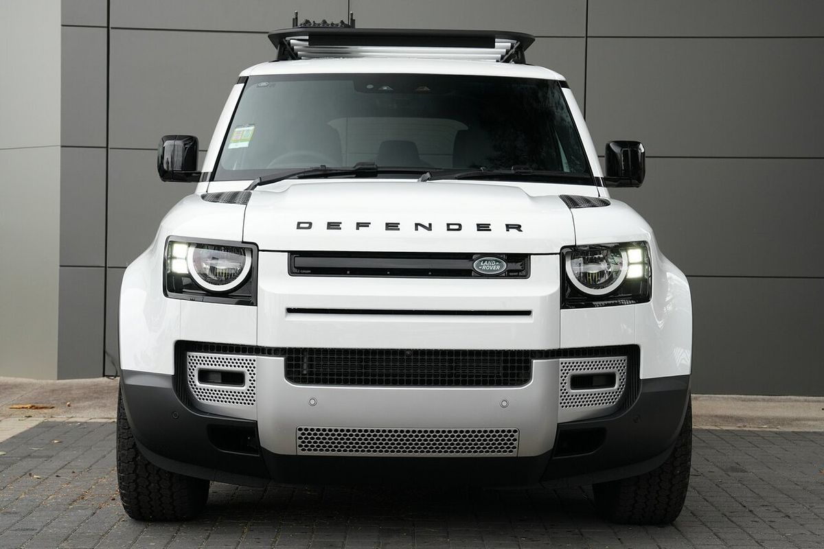 2025 Land Rover Defender 110 D250 S L663