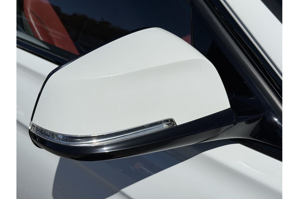 2016 BMW 3 Series 330i M Sport F30 LCI