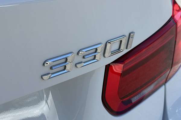 2016 BMW 3 Series 330i M Sport F30 LCI