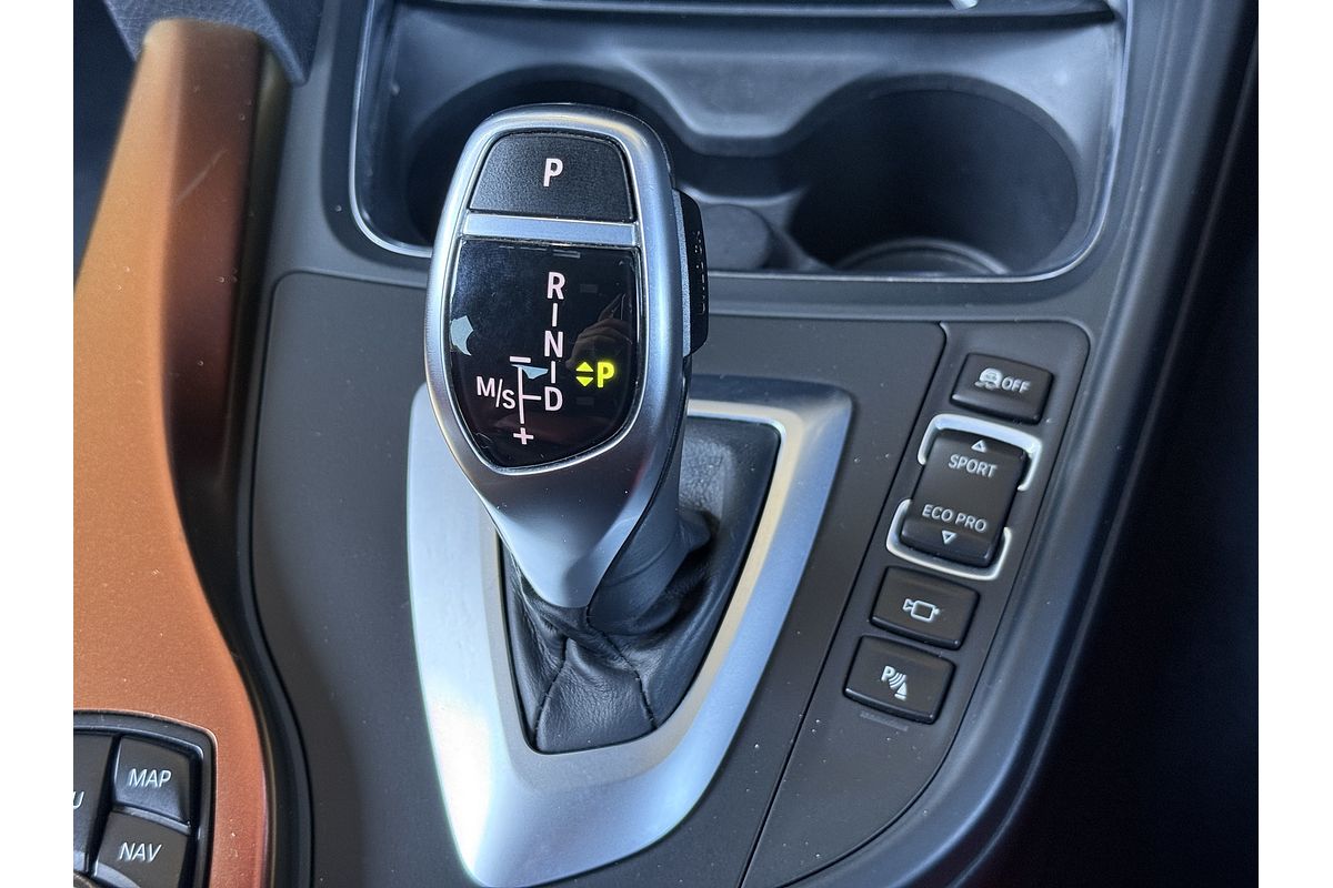 2016 BMW 3 Series 330i M Sport F30 LCI