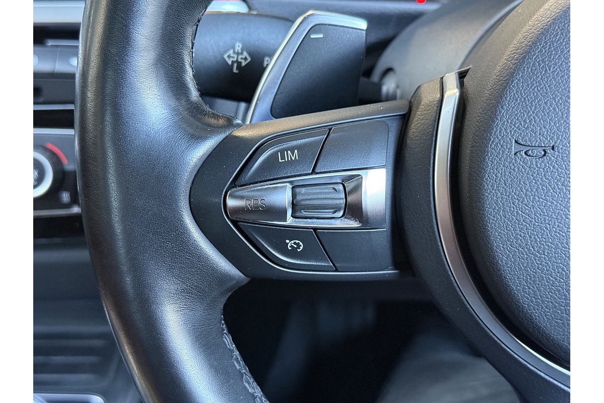 2016 BMW 3 Series 330i M Sport F30 LCI