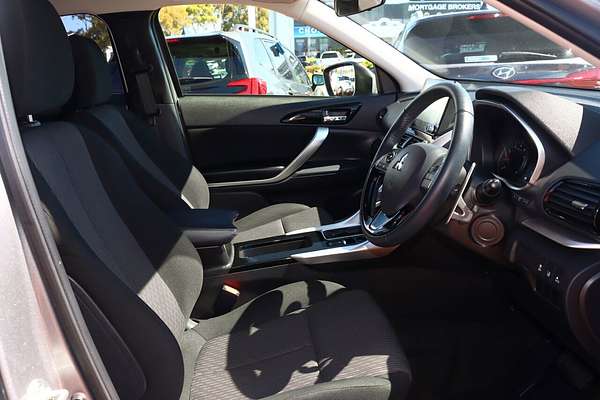 2021 Mitsubishi Eclipse Cross LS YB