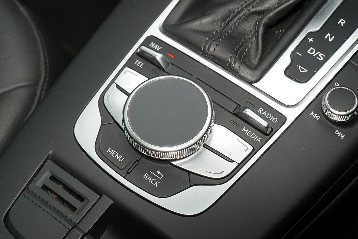 2015 Audi A3 Attraction 8V