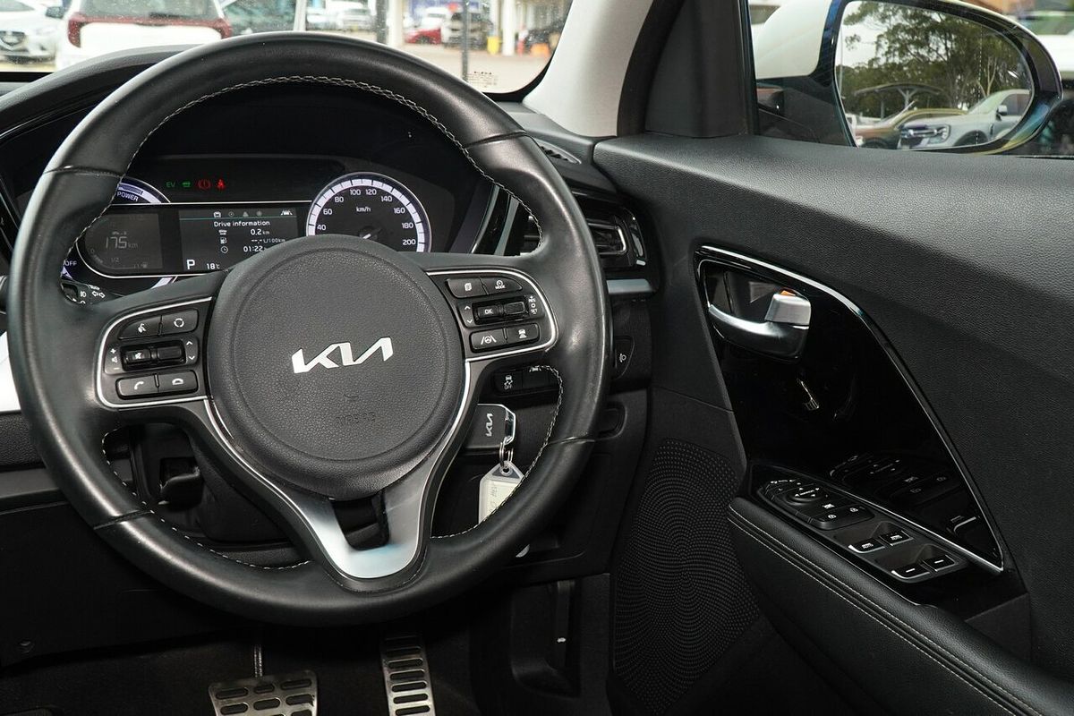 2021 Kia Niro Hybrid Sport DE