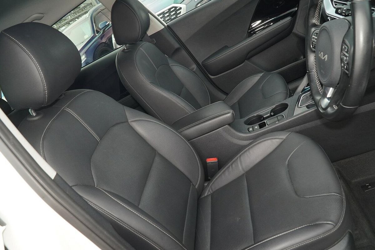 2021 Kia Niro Hybrid Sport DE