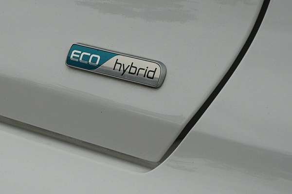 2021 Kia Niro Hybrid Sport DE