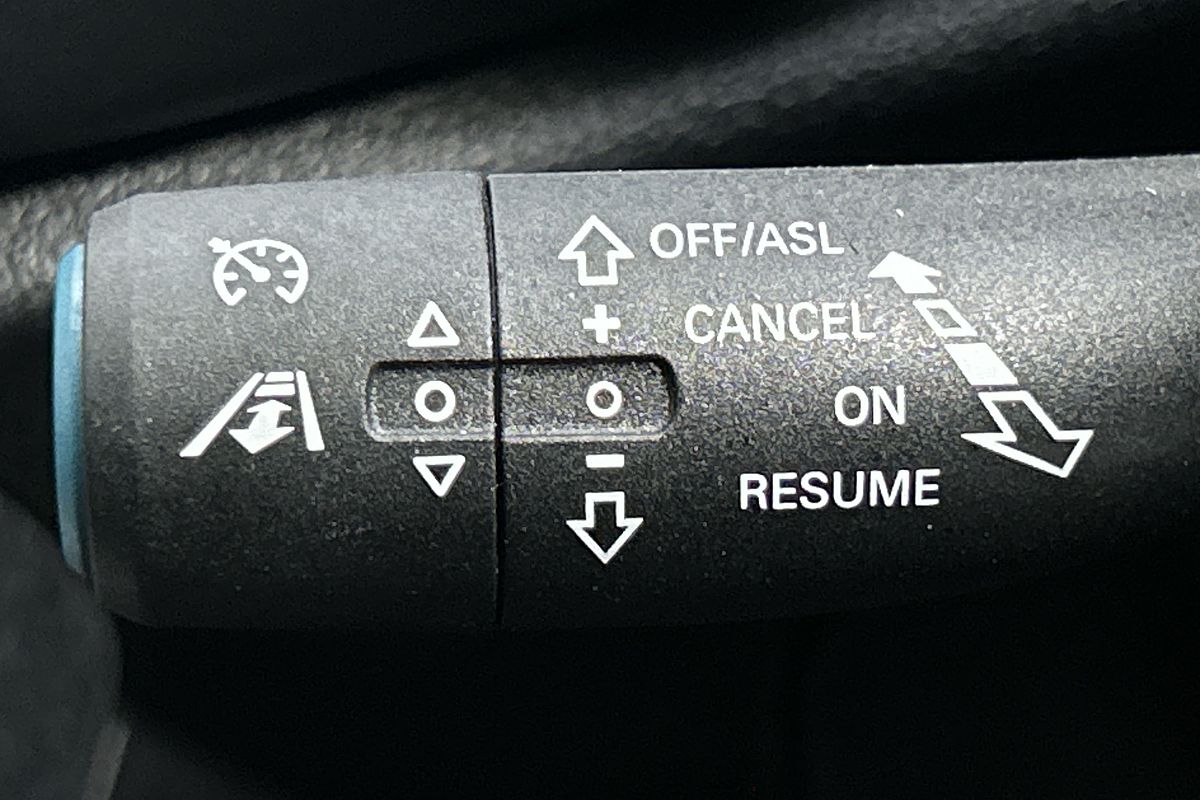 2023 MG HS Vibe SAS23