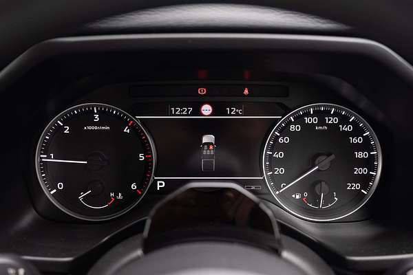 2025 Mitsubishi Triton GLX MV 4X4