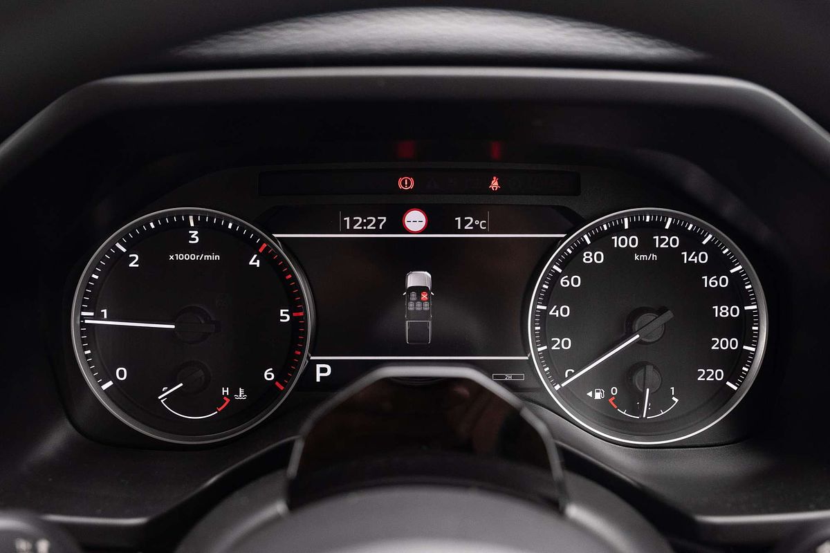 2025 Mitsubishi Triton GLX MV 4X4