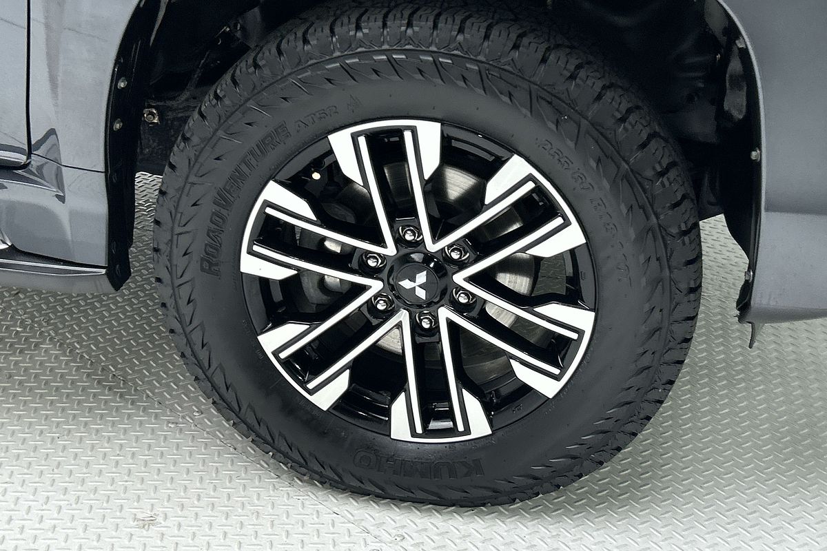 2021 Mitsubishi Pajero Sport GLS QF