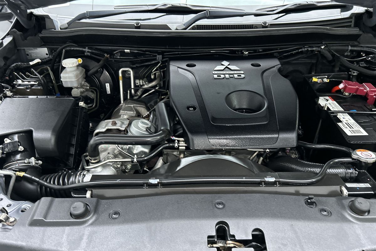 2021 Mitsubishi Pajero Sport GLS QF