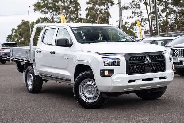 2025 Mitsubishi Triton GLX MV 4X4