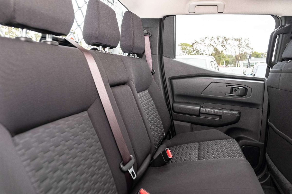 2025 Mitsubishi Triton GLX MV 4X4