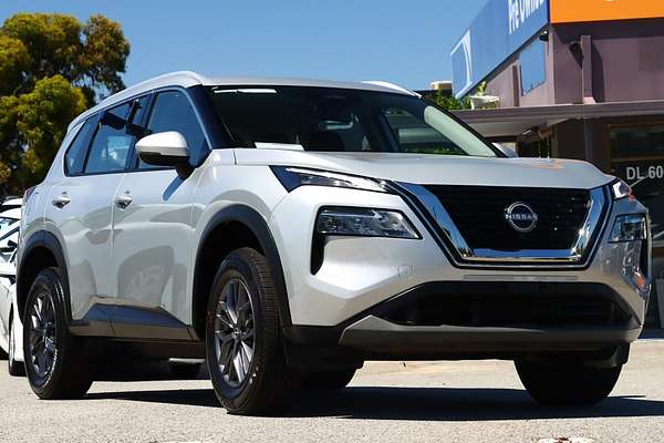 2024 Nissan X-TRAIL ST T33