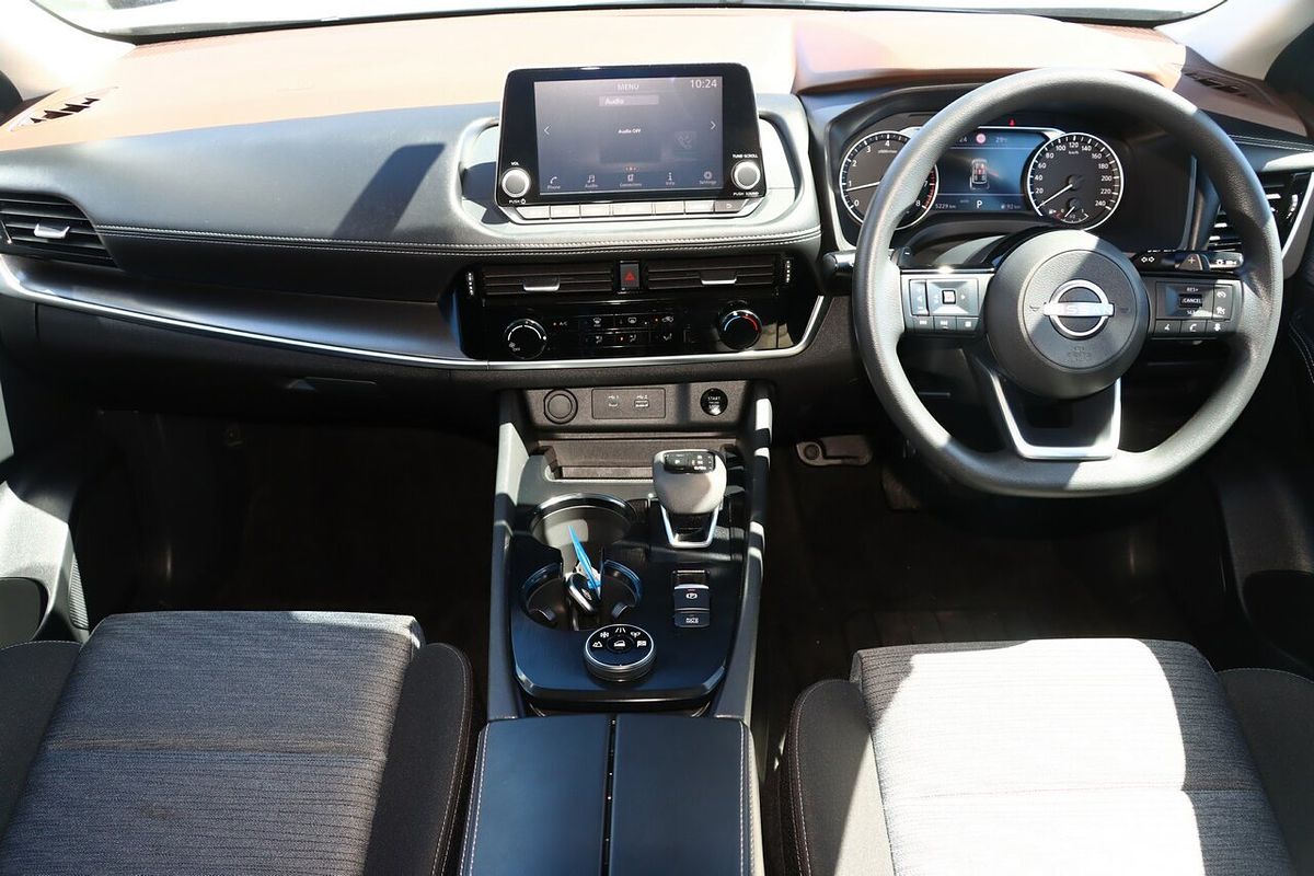 2024 Nissan X-TRAIL ST T33