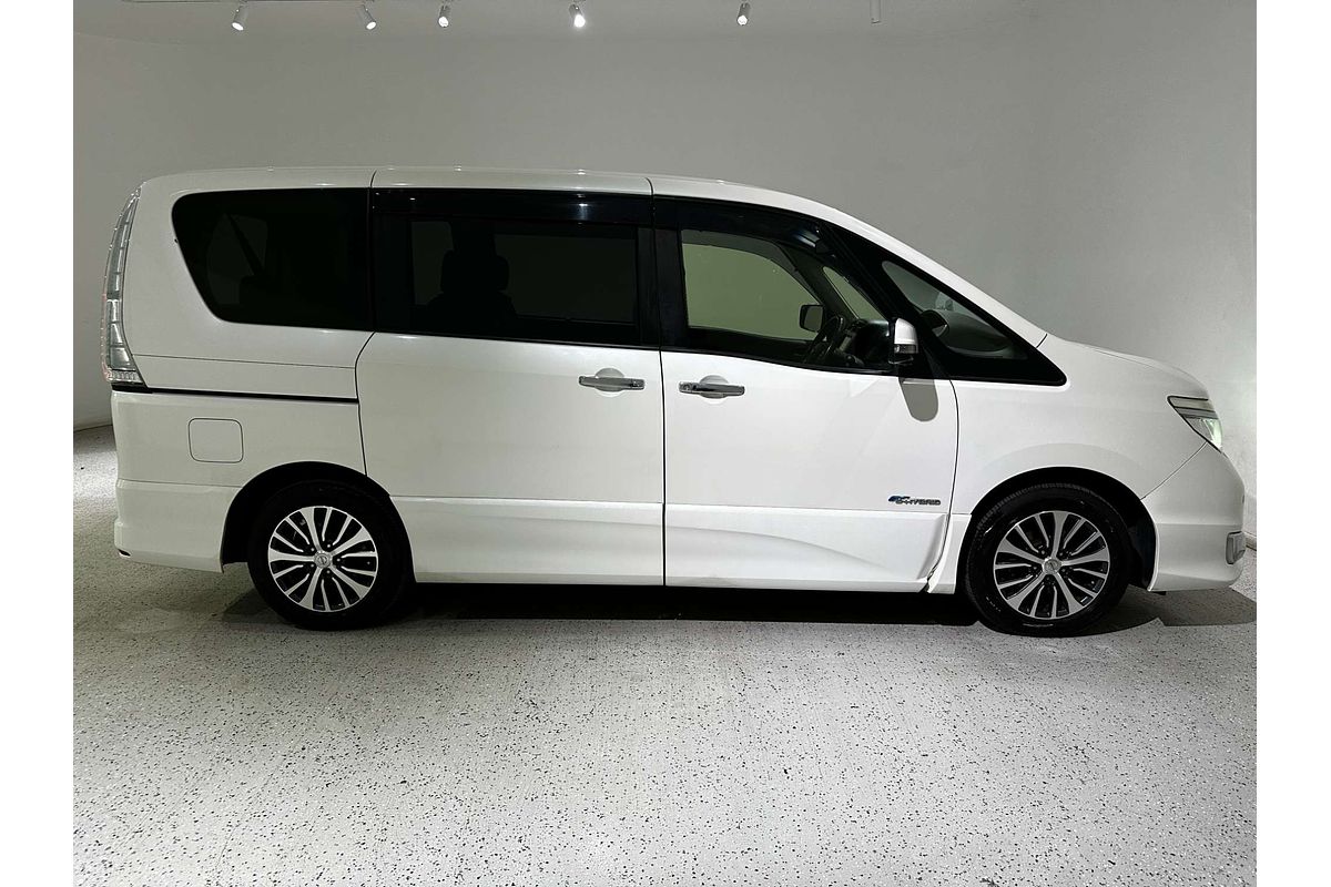 2016 Nissan Serena Highway Star V C26