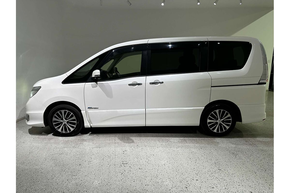 2016 Nissan Serena Highway Star V C26