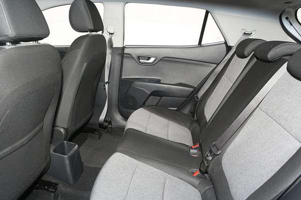 2024 Kia Stonic S YB